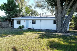 5914 Albert Pl, Sarasota, FL 34231 - Photo 23