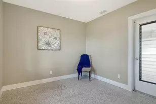 5914 Albert Pl, Sarasota, FL 34231 - Photo 11