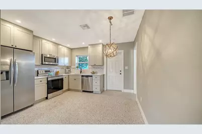 5914 Albert Place, Sarasota, FL 34231 - Photo 7