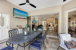 8175 Abingdon Ct, Bradenton, FL 34201 - Photo 33