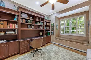 8175 Abingdon Ct, Bradenton, FL 34201 - Photo 9