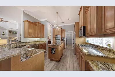 8175 Abingdon Court, Bradenton, FL 34201 - Photo 15