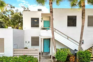 320 Timber Lake Dr, Bradenton, FL 34210 - Photo 1