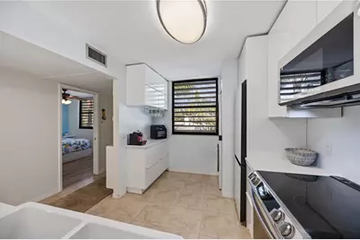 320 Timber Lake Drive #320, Bradenton, FL 34210 - Photo 5