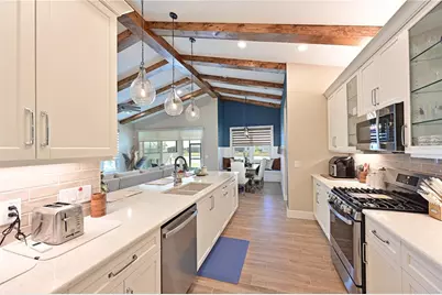 8075 Slipway Drive, Sarasota, FL 34240 - Photo 11