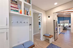 8075 Slipway Dr, Sarasota, FL 34240 - Photo 13