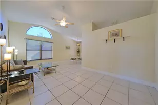 3549 65th Ave Cir E, Sarasota, FL 34243 - Photo 5