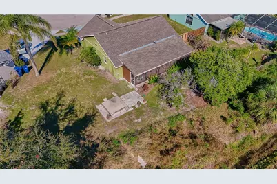 3549 65th Avenue Circle E, Sarasota, FL 34243 - Photo 35