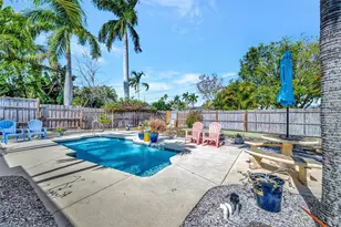 5918 8th Ave Dr W, Bradenton, FL 34209 - Photo 41