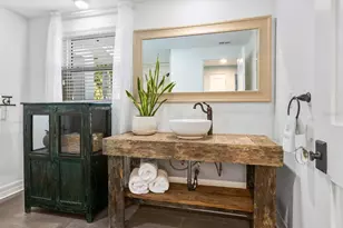 1002 Glebe Ln, Sarasota, FL 34242 - Photo 23