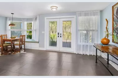 1002 Glebe Lane, Sarasota, FL 34242 - Photo 5