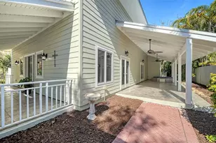 1695 Hyde Park St, Sarasota, FL 34239 - Photo 55