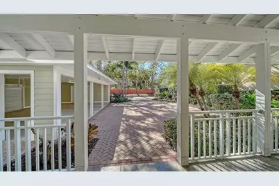1695 Hyde Park Street, Sarasota, FL 34239 - Photo 7