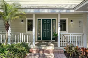 1695 Hyde Park St, Sarasota, FL 34239 - Photo 5