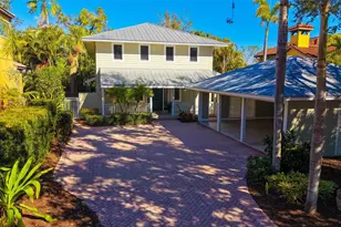 1695 Hyde Park St, Sarasota, FL 34239 - Photo 1