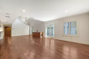 1695 Hyde Park St, Sarasota, FL 34239 - Photo 9