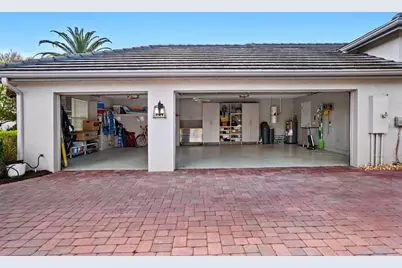 3194 Charles Macdonald Drive, Sarasota, FL 34240 - Photo 53