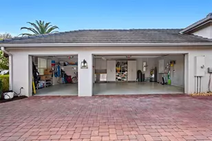 3194 Charles MacDonald Dr, Sarasota, FL 34240 - Photo 53