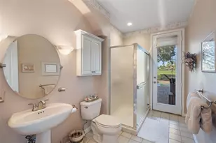 3194 Charles MacDonald Dr, Sarasota, FL 34240 - Photo 41