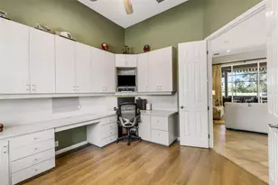 3194 Charles MacDonald Dr, Sarasota, FL 34240 - Photo 29