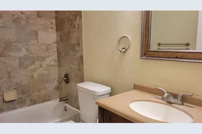 857 Ponder Avenue, Sarasota, FL 34232 - Photo 9