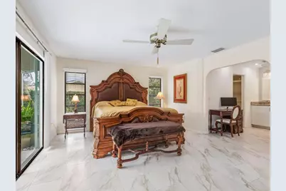 4725 Greencroft Road, Sarasota, FL 34235 - Photo 11