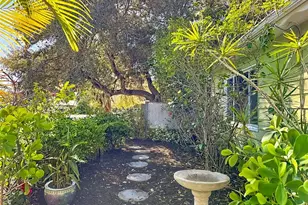 1304 S Euclid Ave, Sarasota, FL 34239 - Photo 11