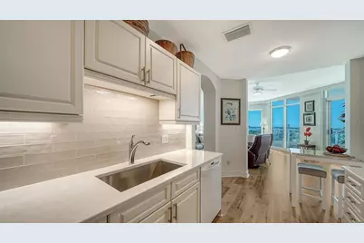 340 S Palm Avenue #44, Sarasota, FL 34236 - Photo 17