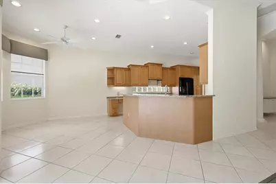 7340 Saint Georges Way, University Park, FL 34201 - Photo 19