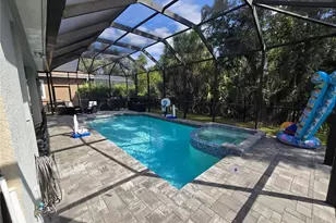 8111 Santa Rosa Ct, Sarasota, FL 34243 - Photo 5