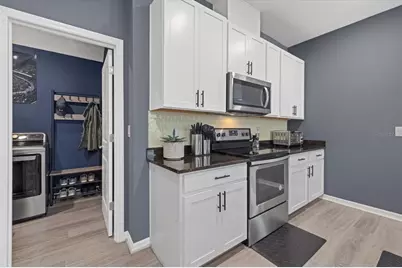 11617 Woodleaf Drive, Lakewood Ranch, FL 34211 - Photo 5