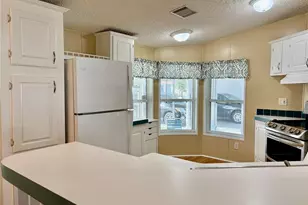 5707 45th St E, Bradenton, FL 34203 - Photo 5