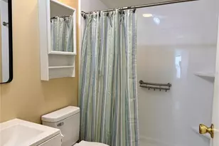 5707 45th St E, Bradenton, FL 34203 - Photo 13