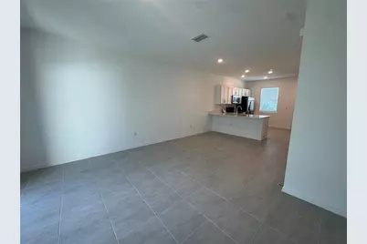 8720 Daybreak Street, Sarasota, FL 34241 - Photo 7