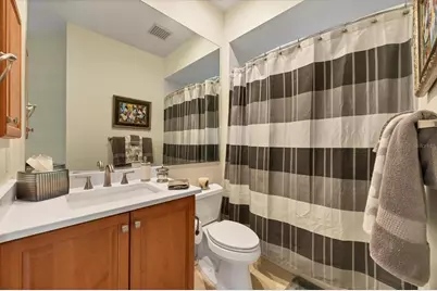 7072 Twin Hills Terrace, Lakewood Ranch, FL 34202 - Photo 19