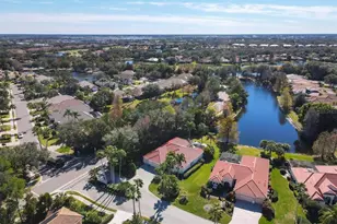 7072 Twin Hills Terrace, Lakewood Ranch, FL 34202 - Photo 3