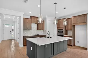 8517 Golden Dawn Ct, Sarasota, FL 34241 - Photo 3