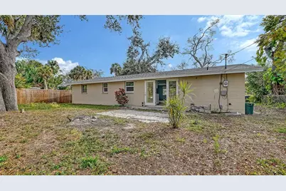 1203 Pineland Avenue, Venice, FL 34285 - Photo 21