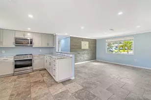 1203 Pineland Ave, Venice, FL 34285 - Photo 9