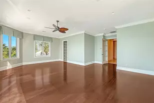 570 S Spoonbill Dr, Sarasota, FL 34236 - Photo 61