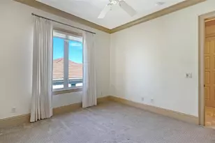 570 S Spoonbill Dr, Sarasota, FL 34236 - Photo 57