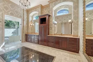 570 S Spoonbill Dr, Sarasota, FL 34236 - Photo 41