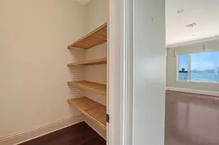 570 S Spoonbill Dr, Sarasota, FL 34236 - Photo 59