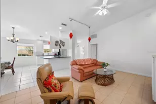 5840 Helicon Pl, Sarasota, FL 34238 - Photo 5