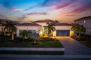 8276 Redonda Loop, Lakewood Ranch, FL 34202 - Photo 7