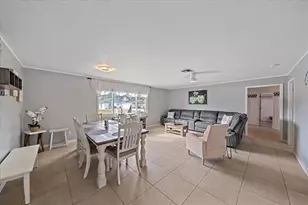 772 Locklear Ave, Sarasota, FL 34237 - Photo 21