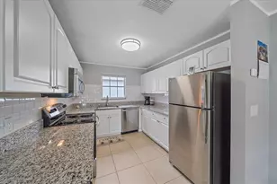 772 Locklear Ave, Sarasota, FL 34237 - Photo 25