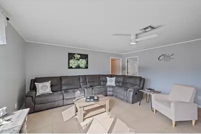 772 Locklear Avenue, Sarasota, FL 34237 - Photo 15