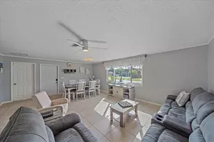 772 Locklear Ave, Sarasota, FL 34237 - Photo 13