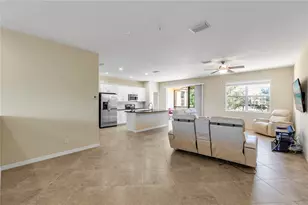 8141 Miramar Way, Lakewood Ranch, FL 34202 - Photo 7